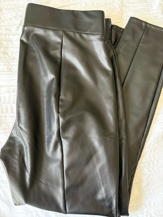 LOFT Black Faux-Leather Waistband Leggings - Picture 3 of 3